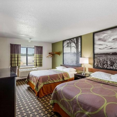 Super 8 By Wyndham Wayne Hotel Exterior photo