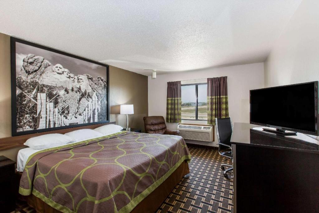 Super 8 By Wyndham Wayne Hotel Exterior photo