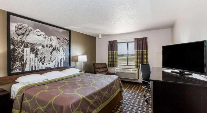 Super 8 By Wyndham Wayne Hotel Exterior photo